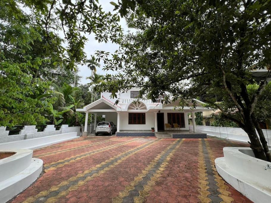 Kalarikkal House Villa Kochi Екстериор снимка